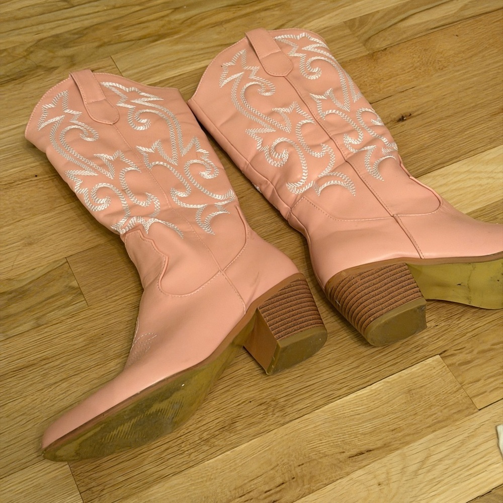 Pink Western Cowboy Boots - Picture 5 of 6